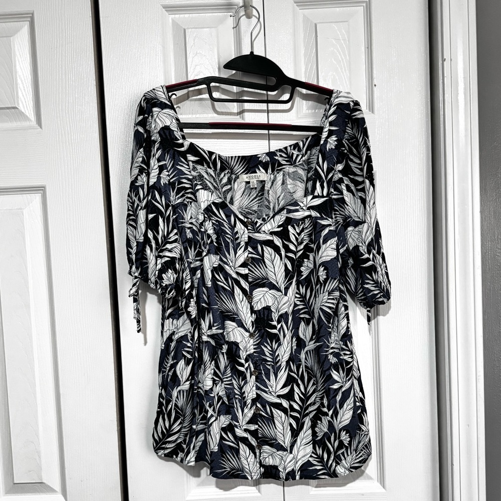 Angels Navy and White Leaf Print Blouse